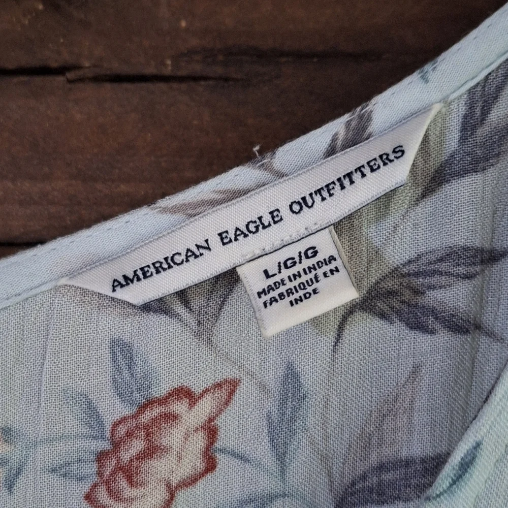 American Eagle Floral Cape-Overlay RomperSize Large - Picture 3 of 8